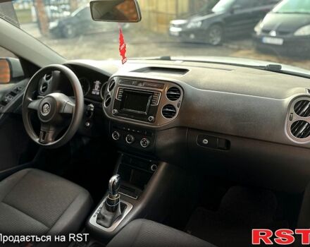 Белый Фольксваген Тигуан, объемом двигателя 2 л и пробегом 174 тыс. км за 15000 $, фото 11 на Automoto.ua