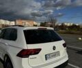 Білий Фольксваген Тігуан, об'ємом двигуна 1.98 л та пробігом 179 тис. км за 23500 $, фото 4 на Automoto.ua