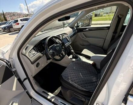 Белый Фольксваген Тигуан, объемом двигателя 1.97 л и пробегом 280 тыс. км за 23000 $, фото 3 на Automoto.ua