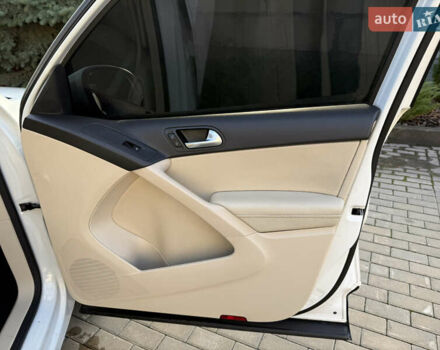 Белый Фольксваген Тигуан, объемом двигателя 1.98 л и пробегом 108 тыс. км за 14500 $, фото 26 на Automoto.ua