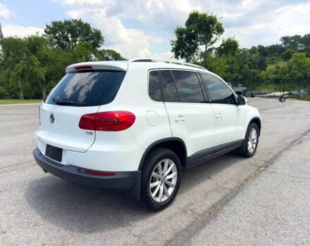 Белый Фольксваген Тигуан, объемом двигателя 2 л и пробегом 62 тыс. км за 8400 $, фото 6 на Automoto.ua