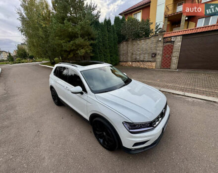 Білий Фольксваген Тігуан, об'ємом двигуна 1.98 л та пробігом 200 тис. км за 23500 $, фото 6 на Automoto.ua