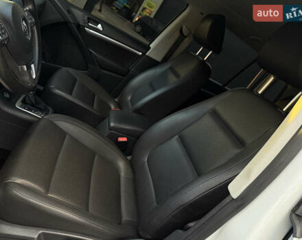 Белый Фольксваген Тигуан, объемом двигателя 1.98 л и пробегом 108 тыс. км за 13950 $, фото 29 на Automoto.ua