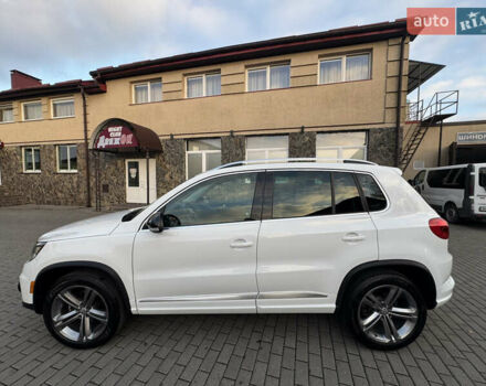 Белый Фольксваген Тигуан, объемом двигателя 2 л и пробегом 54 тыс. км за 15200 $, фото 18 на Automoto.ua