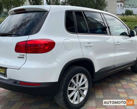 Белый Фольксваген Тигуан, объемом двигателя 2 л и пробегом 83 тыс. км за 14400 $, фото 6 на Automoto.ua