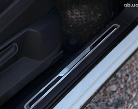 Белый Фольксваген Тигуан, объемом двигателя 2 л и пробегом 161 тыс. км за 24890 $, фото 23 на Automoto.ua