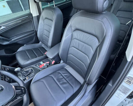 Білий Фольксваген Тігуан, об'ємом двигуна 1.98 л та пробігом 156 тис. км за 26500 $, фото 24 на Automoto.ua