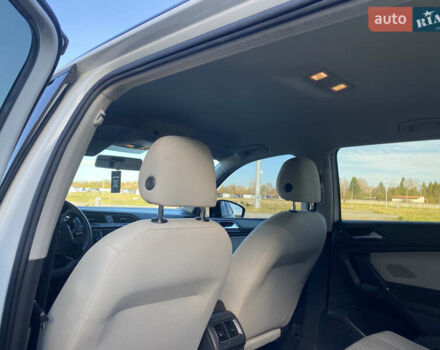 Белый Фольксваген Тигуан, объемом двигателя 2 л и пробегом 166 тыс. км за 14700 $, фото 35 на Automoto.ua