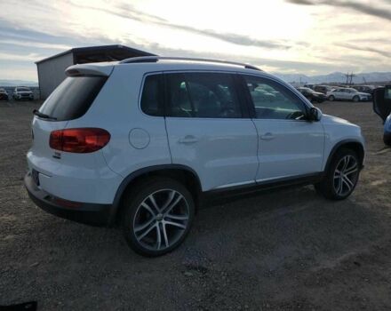 Белый Фольксваген Тигуан, объемом двигателя 2 л и пробегом 140 тыс. км за 1700 $, фото 2 на Automoto.ua