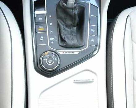 Белый Фольксваген Тигуан, объемом двигателя 1.98 л и пробегом 54 тыс. км за 27700 $, фото 47 на Automoto.ua