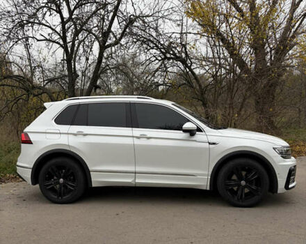 Белый Фольксваген Тигуан, объемом двигателя 1.97 л и пробегом 167 тыс. км за 28000 $, фото 6 на Automoto.ua