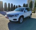 Білий Фольксваген Тігуан, об'ємом двигуна 2 л та пробігом 93 тис. км за 13499 $, фото 5 на Automoto.ua