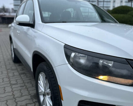 Белый Фольксваген Тигуан, объемом двигателя 1.98 л и пробегом 197 тыс. км за 11900 $, фото 4 на Automoto.ua