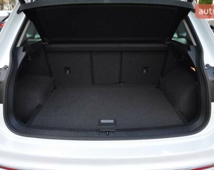 Белый Фольксваген Тигуан, объемом двигателя 1.98 л и пробегом 54 тыс. км за 27700 $, фото 5 на Automoto.ua