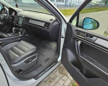 Білий Фольксваген Тігуан, об'ємом двигуна 2 л та пробігом 146 тис. км за 10200 $, фото 8 на Automoto.ua