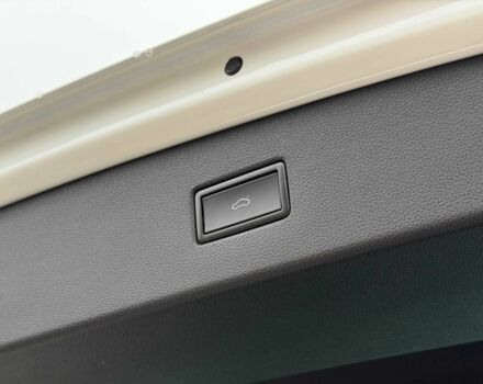 Белый Фольксваген Тигуан, объемом двигателя 2 л и пробегом 71 тыс. км за 25000 $, фото 11 на Automoto.ua