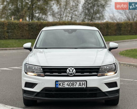 Білий Фольксваген Тігуан, об'ємом двигуна 2 л та пробігом 144 тис. км за 19500 $, фото 14 на Automoto.ua