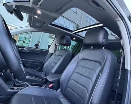 Білий Фольксваген Тігуан, об'ємом двигуна 1.98 л та пробігом 156 тис. км за 26500 $, фото 6 на Automoto.ua