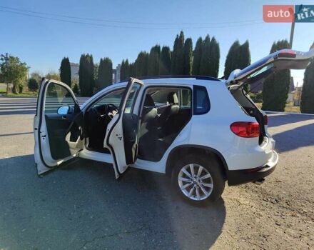 Белый Фольксваген Тигуан, объемом двигателя 2 л и пробегом 93 тыс. км за 13500 $, фото 15 на Automoto.ua