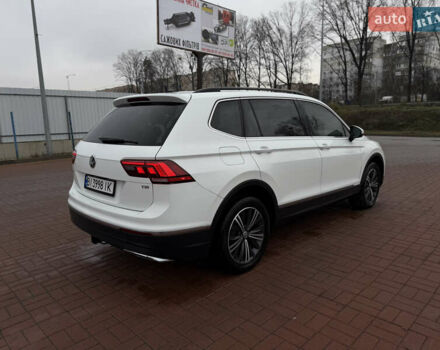 Білий Фольксваген Тігуан, об'ємом двигуна 1.98 л та пробігом 163 тис. км за 17500 $, фото 44 на Automoto.ua