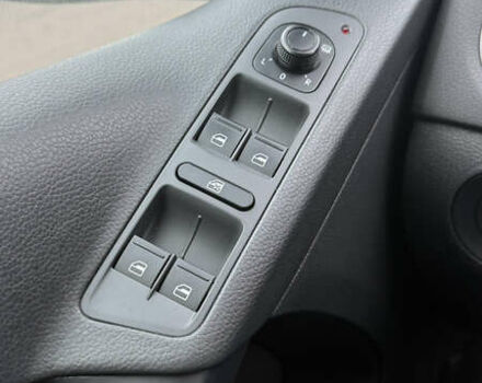 Білий Фольксваген Тігуан, об'ємом двигуна 1.98 л та пробігом 135 тис. км за 13100 $, фото 7 на Automoto.ua