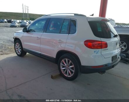 Белый Фольксваген Тигуан, объемом двигателя 2 л и пробегом 164 тыс. км за 7900 $, фото 3 на Automoto.ua