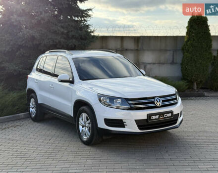 Белый Фольксваген Тигуан, объемом двигателя 1.98 л и пробегом 108 тыс. км за 14500 $, фото 1 на Automoto.ua