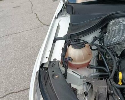 Белый Фольксваген Тигуан, объемом двигателя 2 л и пробегом 228 тыс. км за 13850 $, фото 51 на Automoto.ua