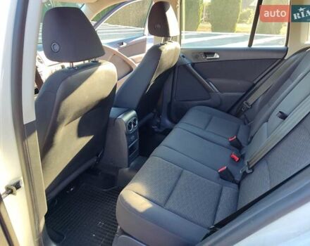 Белый Фольксваген Тигуан, объемом двигателя 2 л и пробегом 93 тыс. км за 13500 $, фото 25 на Automoto.ua