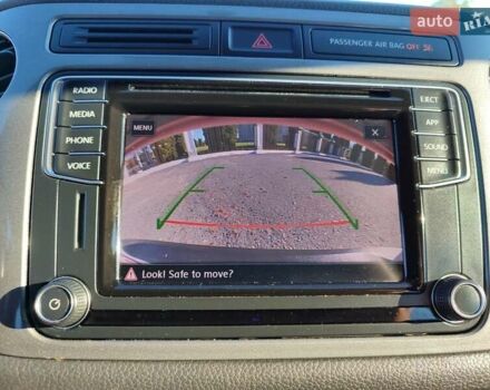 Белый Фольксваген Тигуан, объемом двигателя 2 л и пробегом 93 тыс. км за 13500 $, фото 28 на Automoto.ua