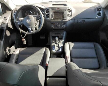 Білий Фольксваген Тігуан, об'ємом двигуна 2 л та пробігом 130 тис. км за 2900 $, фото 7 на Automoto.ua