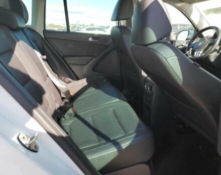 Білий Фольксваген Тігуан, об'ємом двигуна 2 л та пробігом 130 тис. км за 2900 $, фото 9 на Automoto.ua