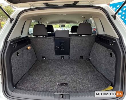 Белый Фольксваген Тигуан, объемом двигателя 2 л и пробегом 83 тыс. км за 14400 $, фото 8 на Automoto.ua