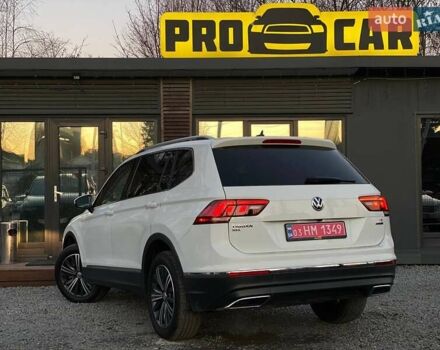 Белый Фольксваген Тигуан, объемом двигателя 1.98 л и пробегом 56 тыс. км за 21900 $, фото 3 на Automoto.ua