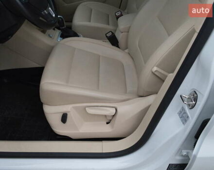 Белый Фольксваген Тигуан, объемом двигателя 1.98 л и пробегом 82 тыс. км за 15600 $, фото 8 на Automoto.ua