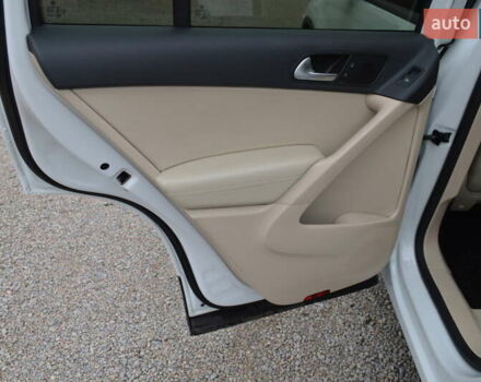 Белый Фольксваген Тигуан, объемом двигателя 1.98 л и пробегом 82 тыс. км за 15600 $, фото 9 на Automoto.ua