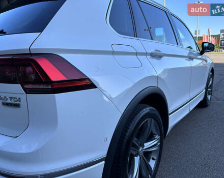 Білий Фольксваген Тігуан, об'ємом двигуна 1.97 л та пробігом 297 тис. км за 27000 $, фото 12 на Automoto.ua