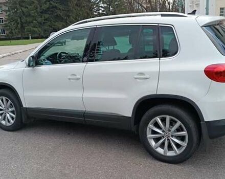 Белый Фольксваген Тигуан, объемом двигателя 2 л и пробегом 228 тыс. км за 13850 $, фото 10 на Automoto.ua