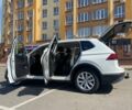 Белый Фольксваген Тигуан, объемом двигателя 2 л и пробегом 182 тыс. км за 26200 $, фото 7 на Automoto.ua