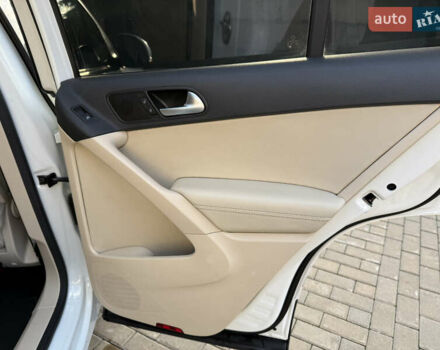 Белый Фольксваген Тигуан, объемом двигателя 1.98 л и пробегом 108 тыс. км за 14500 $, фото 16 на Automoto.ua