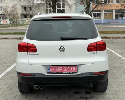 Белый Фольксваген Тигуан, объемом двигателя 2 л и пробегом 113 тыс. км за 13900 $, фото 4 на Automoto.ua