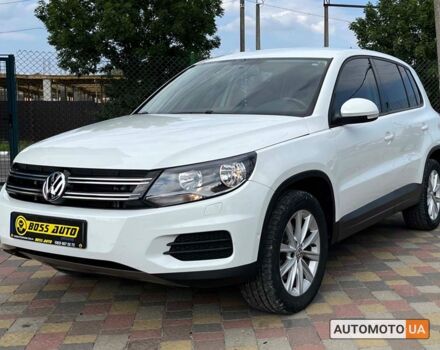 Белый Фольксваген Тигуан, объемом двигателя 2 л и пробегом 83 тыс. км за 14400 $, фото 2 на Automoto.ua