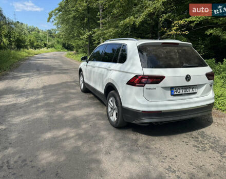 Белый Фольксваген Тигуан, объемом двигателя 1.97 л и пробегом 282 тыс. км за 22500 $, фото 5 на Automoto.ua