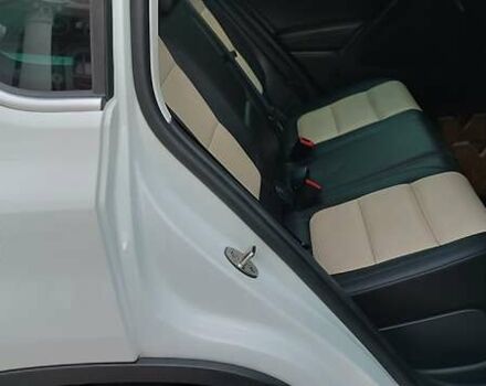 Белый Фольксваген Тигуан, объемом двигателя 2 л и пробегом 228 тыс. км за 13850 $, фото 45 на Automoto.ua