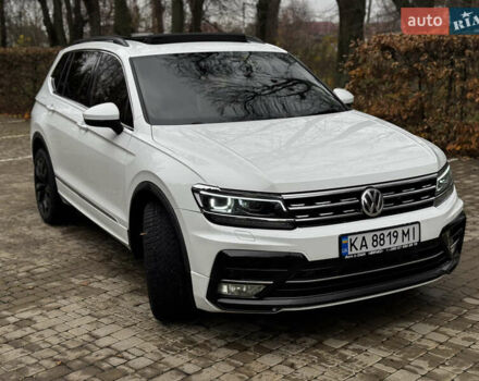 Белый Фольксваген Тигуан, объемом двигателя 2 л и пробегом 120 тыс. км за 22200 $, фото 9 на Automoto.ua