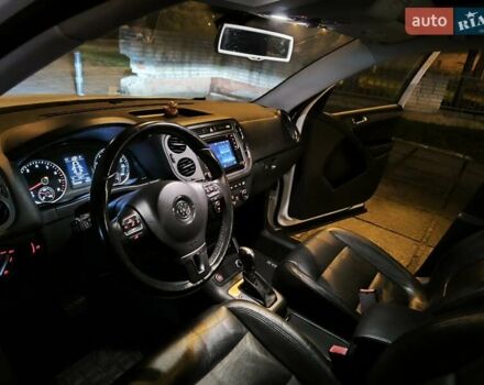 Белый Фольксваген Тигуан, объемом двигателя 1.98 л и пробегом 145 тыс. км за 14200 $, фото 77 на Automoto.ua