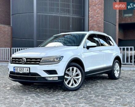 Фольксваген Тигуан 2017 в Днепре (Днепропетровске) на Automoto.ua Белый Фольксваген Тигуан, объемом двигателя 1.98 л и пробегом 88 тыс. км за 24900 $, фото 1 на Automoto.ua