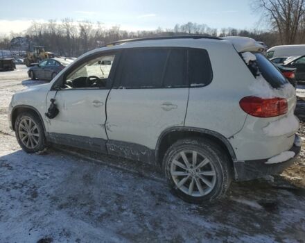 Білий Фольксваген Тігуан, об'ємом двигуна 2 л та пробігом 117 тис. км за 8400 $, фото 3 на Automoto.ua