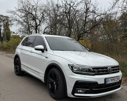 Белый Фольксваген Тигуан, объемом двигателя 1.97 л и пробегом 167 тыс. км за 28000 $, фото 3 на Automoto.ua