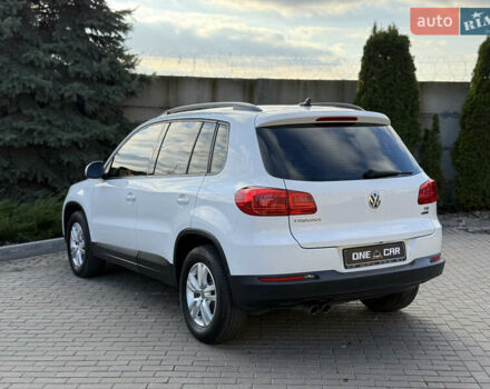 Белый Фольксваген Тигуан, объемом двигателя 1.98 л и пробегом 108 тыс. км за 14500 $, фото 4 на Automoto.ua